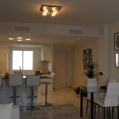 Nagueles 31 Apartment *